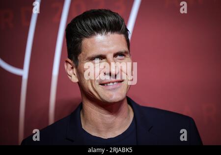 Hambourg, Allemagne. 21 août 2023. Mario Gomez, joueur de football, arrive à la cérémonie du « Sport Bild Award 2023 » aux Fish Auction Halls. Crédit : Christian Charisius/dpa/Alamy Live News Banque D'Images