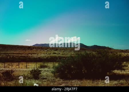 Microdosage- imagerie psychédélique de l'ouest américain Banque D'Images