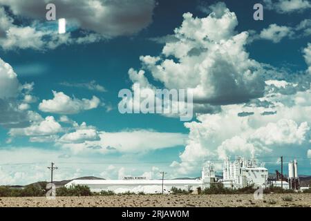 Microdosage- imagerie psychédélique de l'ouest américain Banque D'Images