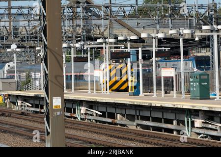 New Haven, CT, États-Unis - 12 août 2023 - un train Amtrak arrive Banque D'Images