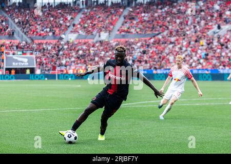 Leverkusen, BayArena, 19.08.23 : Victor Boniface (Leverkusen) Am ball beim 1.Bundesliga Spiel Bayer 04 Leverkusen vs RB Leipzig. Banque D'Images