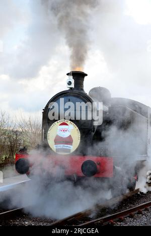 RSH No 7151 à la gare Avon Riverside sur la Avon Valley Railway avec un Santa Special le 1 décembre 2012. Banque D'Images