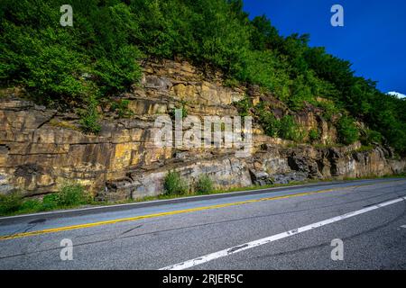 Vues autour de la Upper Delaware Scenic Byway (NYS route 97), qui longe la rivière Upper Delaware entre les États américains de New York et de Pennsylvanie Banque D'Images