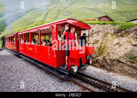 Brienz Rothorn Railway, un chemin de fer à crémaillère vintage populaire sur le Brienzer Rothorn dans les Alpes Emmental dans la région de l'Oberland bernois en Suisse Banque D'Images