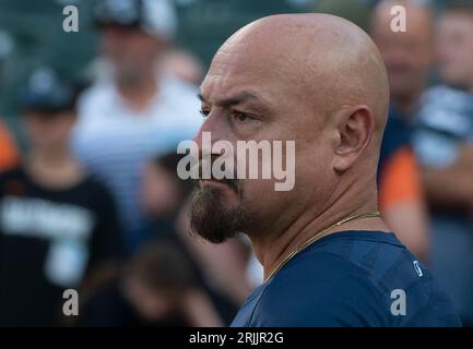 Baltimore, États-Unis. 22 août 2023. BALTIMORE, MD - 22 AOÛT : Alex Andreopoulos (61 ans), receveur des Blue Jays de Toronto, avant un match de MLB entre les Orioles de Baltimore et les Blue Jays de Toronto, le 22 août 2023, à Orioles Park à Camden yards, à Baltimore, Maryland. (Photo de Tony Quinn/SipaUSA) crédit : SIPA USA/Alamy Live News Banque D'Images