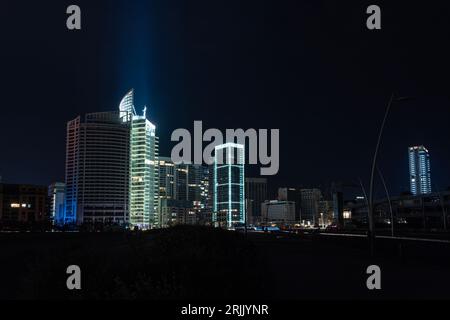 Zaitunay Bay By Night, Beyrouth, Liban Banque D'Images