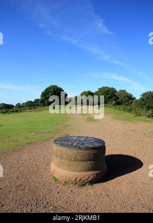 Toposcope sur Kinver Edge, Staffordshire, Angleterre, Royaume-Uni. Banque D'Images