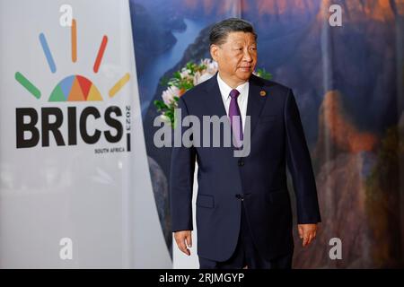 Johannesburg, Afrique du Sud. 23 août 2023. Le Président de la Chine Xi Jinping arrive au Sommet BRICS 2023 au Sandton Convention Centre à Johannesburg le 23 août 2023. Photo de piscine par Gianluigi Guercia/UPI crédit : UPI/Alamy Live News Banque D'Images