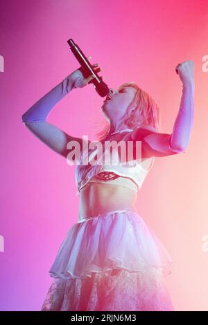 Trondheim, Norvège. 19th, août 2023. La chanteuse et compositrice norvégienne Aurora donne un concert en direct lors du festival de musique norvégien Pstereo Festival 2023 à Trondheim. (Crédit photo : Gonzales photo - Tor Atle Kleven). Banque D'Images