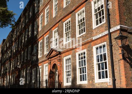 Chambres des barristes et bâtiments sur Kings Bench Walk, Inner Temple, Inns of court, City of London, Angleterre, ROYAUME-UNI Banque D'Images