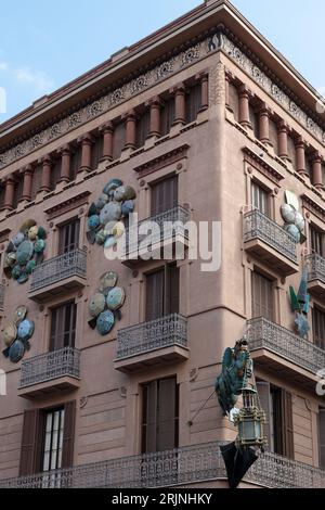Barcelone, Espagne - 09 août 2023 Architecture historique de Barcelone, Espagne Banque D'Images