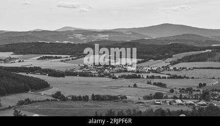 Bohême du Sud - Regardez dans le paysage, noir et blanc Banque D'Images