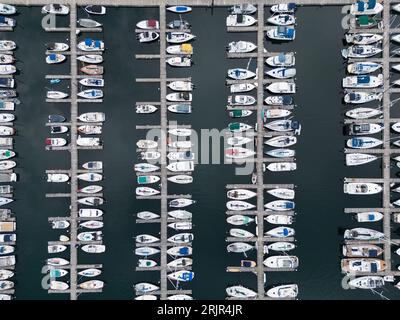 Une vue aérienne de la marina de Gibsons Landing, Colombie-Britannique, Canada Banque D'Images