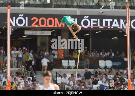 Budapest, Hongrie. 23 août 2023. Kurtis Marschall (Australie) lors de la qualification du saut à la perche lors des championnats du monde d'athlétisme 2023 au Centre national d'athlétisme, à Budapest, Hongrie. (Sven Beyrich/SPP) crédit : SPP Sport Press photo. /Alamy Live News Banque D'Images
