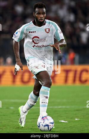 Lassana Coulibaly de l'US Salernitana en action lors du match de football Serie A entre L'AS Roma et l'US Salernitana 1919 au stade Olimpico de Rome (I Banque D'Images