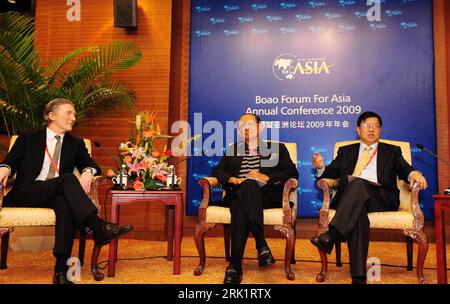 Bildnummer : 52978922 Datum : 19.04.2009 Copyright : imago/Xinhua Fidel Valdez Ramos (Mitte, Vorsitzender Conseil d'administration BFA) und long Yongtu (RE., Generalsekretär BFA) während der - Conférence annuelle du Forum Boao pour l'Asie (BFA) - in Boao PUBLICATIONxNOTxINxCHN, Personen ; 2009, Boao, Wirtschaft, Konferenzen, Politik ; , quer, Kbdig, Gruppenbild, Randbild, People Bildnummer 52978922 Date 19 04 2009 Copyright Imago XINHUA Fidel Valdez Ramos centre Président Conseil d'administration BFA et long Yongtu Right Secrétaire général BFA lors de la conférence annuelle du Boao Forum for Asia BFA à Boao PUBLICATIO Banque D'Images