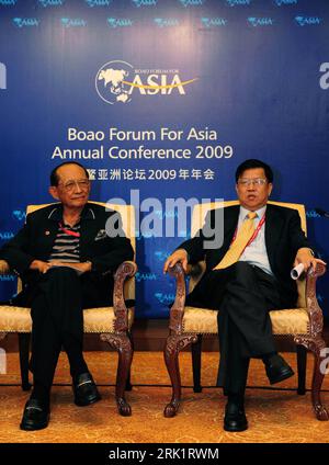 Bildnummer : 52978917 Datum : 19.04.2009 Copyright : imago/Xinhua Fidel Valdez Ramos (li., Vorsitzender Conseil d'administration BFA) und long Yongtu (Generalsekretär BFA) während der - Boao Forum for Asia (BFA) Conférence annuelle - in Boao PUBLICATIONxNOTxINxCHN, Personen ; 2009, Boao, Wirtschaft, Konferenzen, Politik ; , hoch, Kbdig, Gruppenbild, Randbild, People Bildnummer 52978917 Date 19 04 2009 Copyright Imago XINHUA Fidel Valdez Ramos a quitté Président du Conseil d'administration BFA et long Yongtu Secrétaire général BFA lors de la conférence annuelle du Boao Forum for Asia BFA à Boao PUBLICATIONxNOTxINxCHN PE Banque D'Images