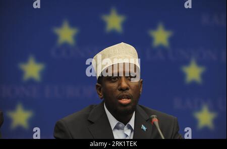 Bildnummer: 52984855  Datum: 23.04.2009  Copyright: imago/Xinhua Präsident Sheikh Sharif Sheikh Ahmed (Somalia) während der Pressekonferenz zur Internationalen UN-Somalia-Konferenz in Brüssel - PUBLICATIONxNOTxINxCHN, Personen, Highlight; 2009, Brüssel, Pressetermin, Pressekonferenz, Politik, premiumd; , quer, Kbdig, , Randbild, People o0 Einzelbild, close    Bildnummer 52984855 Date 23 04 2009 Copyright Imago XINHUA President Sheikh Sharif Sheikh Ahmed Somalia during the Press conference to International UN Somalia Conference in Brussels PUBLICATIONxNOTxINxCHN People Highlight 2009 Brussels P Stock Photo