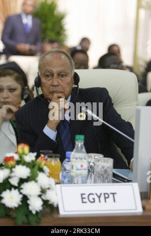 Bildnummer: 53307035  Datum: 31.08.2009  Copyright: imago/Xinhua (090831) -- TRIPOLI, Aug. 31, 2009 (Xinhua) -- Egyptian Foreign Minister Ahmed Aboul-Gheit attands a special AU Summit held in Tripoli, capital of , Aug. 31, 2009. Heads of state and government of the 53-nation African Union (AU) kicked off a special summit in  on Monday to tackle regional conflicts, especially situations in . (Xinhua/Hamza Turkia)(msq) (7)-TRIPOLI-AU-SPECIAL SUMMIT PUBLICATIONxNOTxINxCHN People Politik Gipfel Sondergipfel Afrikanische Union AU Tripolis premiumd kbdig xng 2009 hoch  o0 Ägypten    Bildnummer 53307 Stock Photo