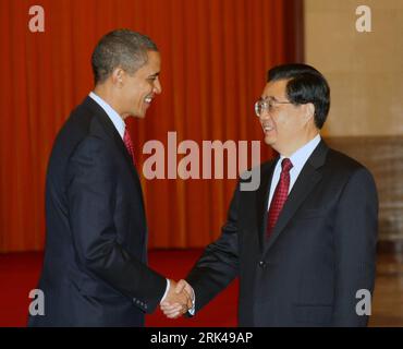 Bildnummer : 53602131 Datum : 17.11.2009 Copyright : imago/Xinhua le président chinois Hu Jintao accueille le président américain Barack Obama en visite au Grand Hall de la à Pékin le 17 novembre 2009. (Xinhua/LAN Hongguang) (YY) (6)CHINA-BEIJING-HU JINTAO-OBAMA (CN) PUBLICATIONxNOTxINxCHN People Politik kbdig xkg 2009 quadrat premiumd Bildnummer 53602131 Date 17 11 2009 Copyright Imago XINHUA le président chinois HU Jintao accueille le président américain Barack Obama À la Grande salle de la à Pékin LE 17 2009 novembre XINHUA LAN Hongguang yy 6 Chine Beijing HU Jintao Obama CN PUBLICATIONxNOTxINxCHN Cel Banque D'Images