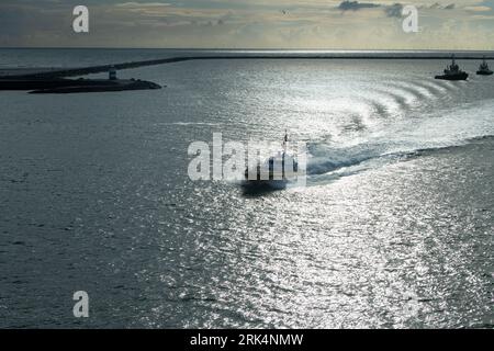 Bateau de vitesse Endeavour Pilots Banque D'Images