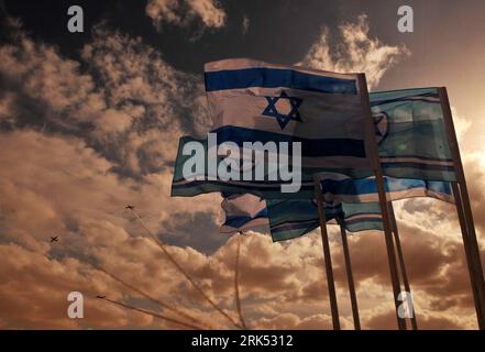 Bildnummer: 53691030  Datum: 29.12.2009  Copyright: imago/Xinhua (091229) -- BE ER SHEVA, Dec. 29, 2009 (Xinhua) -- Israeli Air Force (IAF) aircrafts perform during the IAF Pilot Training School Graduation Ceremony at Hatzerim Air Base, outside Beer Sheva, southern Israel, Dec. 29, 2009. (Xinhua/Yin Bogu) (gxr) (8)ISRAEL-AIR FORCE-PILOTS-GRADUATION-AIR SHOW PUBLICATIONxNOTxINxCHN Militär Israel Luftwaffe Air Show kbdig xcb 2009 quer o0  Fahne Nationalfahne Staat Flugschau o00 Objekte    Bildnummer 53691030 Date 29 12 2009 Copyright Imago XINHUA  Be he Sheva DEC 29 2009 XINHUA Israeli Air Force Banque D'Images