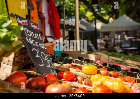 Marché extérieur, Meze, Hérault, Occitanie, France Banque D'Images