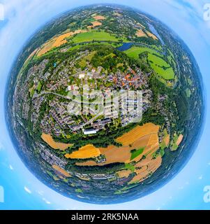 Vue aérienne, vue sur la ville et le château Blankenstein, vue sur le lac Kemnader, globe, Fisheye shot, 360 degrés shot, monde minuscule, Blankenstein, Hattingen, Banque D'Images