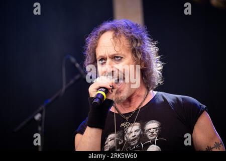 Trondheim, Norvège. 11th, août 2023. Le groupe de hard rock écossais Nazareth donne un concert au Sverresborg Folkemuseum de Trondheim. Ici, le chanteur Carl Sentance est vu en direct sur scène. (Crédit photo : Gonzales photo - Tor Atle Kleven). Banque D'Images