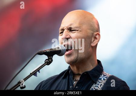 Trondheim, Norvège. 11th, août 2023. Le groupe de hard rock norvégien Stargazer donne un concert au Sverresborg Folkemuseum à Trondheim. Ici le guitariste William Ernstsen est vu en direct sur scène. (Crédit photo : Gonzales photo - Tor Atle Kleven). Banque D'Images