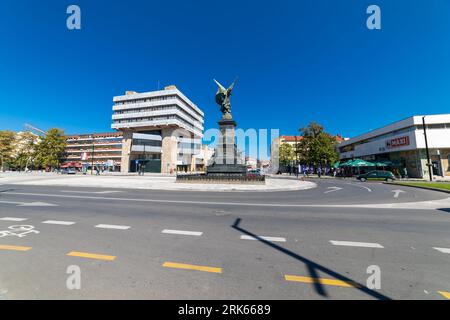 Centre-ville de Krusevac. Monument aux héros du Kosovo dans le centre de Kruševac (bataille du Kosovo 1389). Serbie Banque D'Images