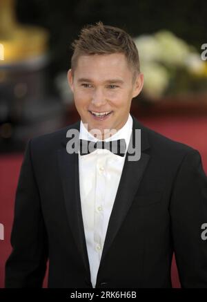 Bildnummer : 53840873 Datum : 07.03.2010 Copyright : imago/Xinhua (100308) -- HOLLYWOOD, 8 mars 2010 (Xinhua) -- l'acteur Brian Geraghty arrive pour la 82e cérémonie des Oscars au Kodak Theater à Hollywood, Californie, États-Unis, le 7 mars 2010. (Xinhua/Qi Heng) (zw) (2)US--HOLLYWOOD-OSCARS-ARRIVAGES PUBLICATIONxNOTxINxCHN People film 82. Oscars Oscar Oscars Hollywood Porträt kbdig xcb 2010 hoch premiumd Bildnummer 53840873 Date 07 03 2010 Copyright Imago XINHUA Hollywood Mars 8 2010 l'acteur XINHUA Brian Geraghty arrive pour la 82e cérémonie des Oscars À Banque D'Images