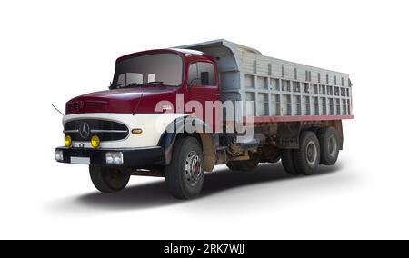 Mercedes-Benz Classic Truck 1824 vue latérale isolé sur fond blanc Banque D'Images