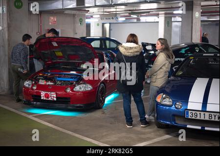 Deux Honda CR-X sportives japonaises dans un rallye jdm Banque D'Images