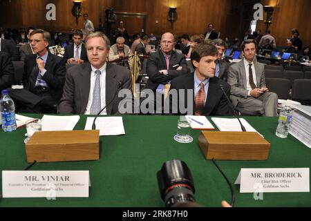 Bildnummer: 53984583  Datum: 27.04.2010  Copyright: imago/Xinhua (100427) -- WASHINGTON, April 27, 2010 (Xinhua) -- David Viniar (Front L), Executive Vice President and Chief Financial Officer of the Goldman Sachs Group Inc. and Craig Broderick (Front R), Chief Risk Officer of the Goldman Sachs Group Inc., attend the investigations hearing on Wall Street and the Financial Crisis: The Role of Investment Banks, at U.S. Senate Permanent Subcommittee of the Homeland Security and Government Affairs, in Washington D.C., the United States, April 27, 2010. (Xinhua/Zhang Jun) (zw) (9)U.S.-WASHINGTON-EC Stock Photo