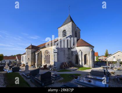 Le cimetière et l'église de Colombey-les-deux-Églises, France Banque D'Images