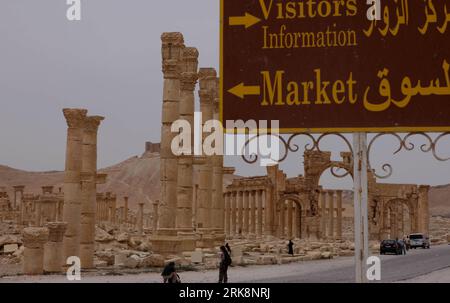 Bildnummer: 54063355  Datum: 09.05.2010  Copyright: imago/Xinhua (100520) -- SYRIA, May 20, 2010 (Xinhua) -- Photo taken on May 9, 2010 shows the relic of an ancient city, 210 km northeast of Damascus, capital of Syria. (Xinhua/Xue Dongmei) (hdt) (3)SYRIA-SCENERY-LIFESTYLE PUBLICATIONxNOTxINxCHN Gesellschaft kbdig xmk 2010 quer o0 Ruine, Sehenswürdigkeit    Bildnummer 54063355 Date 09 05 2010 Copyright Imago XINHUA  Syria May 20 2010 XINHUA Photo Taken ON May 9 2010 Shows The Relic of to Ancient City 210 km Northeast of Damascus Capital of Syria XINHUA Xue Dongmei HDT 3 Syria scenery Lifestyle Stock Photo