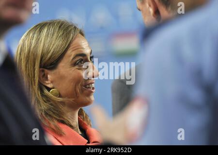 Bildnummer: 54129504  Datum: 10.06.2010  Copyright: imago/Xinhua (100610) -- BRUSSELS, June 10, 2010 (Xinhua) -- Spanish Defence Minister Carme Chacon attends the NATO s defence ministers meeting in Brussels, capital of Belgium, June 10, 2010. (Xinhua/Wu Wei) (lyi) (8)BELGIUM-BRUSSELS-NATO-DEFENCE MINISTERS-MEETING PUBLICATIONxNOTxINxCHN People Politik NATO Verteidigungsminister Treffen premiumd xint kbdig xmk 2010 quer     Bildnummer 54129504 Date 10 06 2010 Copyright Imago XINHUA  Brussels June 10 2010 XINHUA Spanish Defence Ministers Carme Chacon Attends The NATO S Defence Minister Meeting Stock Photo