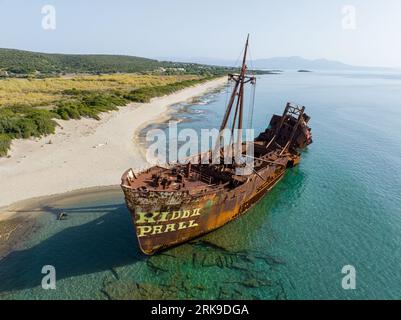 Pave Dimitrios, plage Valtaki, Péloponnèse, Grèce Banque D'Images