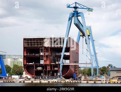 Chantier de construction navale dans le chantier naval de Gdansk à Martwa Wisla, Gdansk, Pologne, Europe, UE Banque D'Images