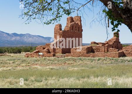 Ruines de maçonnerie de grès du 17e siècle San Gregorio de Abo II église dans Salinas Pueblo missions National Monument Banque D'Images