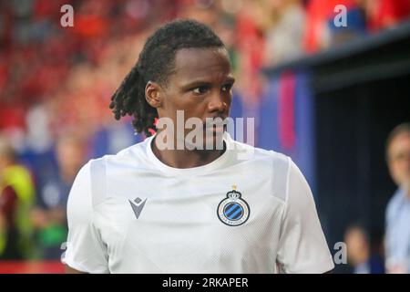 Pampelune, Espagne, le 24 août 2023 : le joueur du Club Brugge, Dedryck Boyata, lors de la première manche du tour précédent de l'UEFA Europa Conference League 2023-24 entre CA Osasuna et Club Brugge au stade El Sadar, à Pampelune, le 24 août 2023. Crédit : Alberto Brevers / Alamy Live News. Banque D'Images