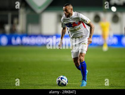 Guilherme do Fortaleza, durante a partida entre América Mineiro e Fortaleza, pela primeira partida das quartas de final da Copa Sul-Americana 2023, na Arena Independência, nesta quinta 24. Crédit : DiaEsportivo/Alamy Live News Banque D'Images