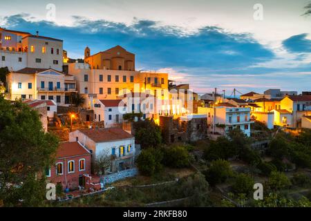 Avis de Ioulida village sur l'île de Kéa en Grèce. Banque D'Images