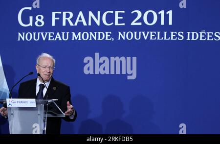 Bildnummer : 55402809 Datum : 27.05.2011 Copyright : imago/Xinhua DEAUVILLE , 27 mai 2011 (Xinhua) -- le Premier ministre par intérim de la Tunisie, Beji Caïd Essebsi, assiste à une conférence de presse lors du sommet du G8 à Deauville, France, le 27 mai 2011. Les dirigeants du G-8 ont discuté des questions relatives au Moyen-Orient et à l ' Afrique du Nord, la situation politique dans ces régions étant devenue progressivement instable depuis la fin de l ' année dernière. (Xinhua/Gao Jing) (jy) DEAUVILLE-FRANCE-TUNISIE-CONFERENCE PUBLICATIONxNOTxINxCHN People Politik G8 G 8 Paris kbdig xdp premiumd 2011 quer o0 Übergang Übergangsregierung Bildnummer 554028 Banque D'Images