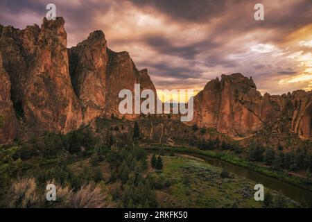 Smith Rock State Park près de Bend Oregon Banque D'Images