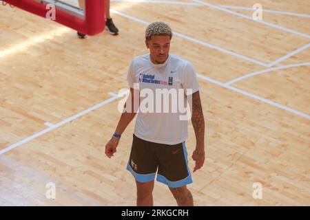 Wroclaw, Wroclaw, Pologne. 25 août 2023. Jeremy Sochan apparaît à Wroclaw dans le cadre du camp européen NBA ''Basketball sans frontières'' (image de crédit : © Krzysztof Zatycki/ZUMA Press Wire) À USAGE ÉDITORIAL UNIQUEMENT ! Non destiné à UN USAGE commercial ! Banque D'Images