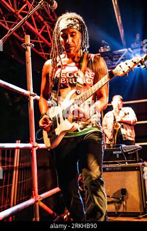 Milan, Italie. 24 août 2023. Le groupe de reggae anglais STEEL PULSE SE joue en direct sur scène au Circolo Magnolia pendant le 'World Tour 2023/24'. Crédit : Rodolfo Sassano/Alamy Live News Banque D'Images