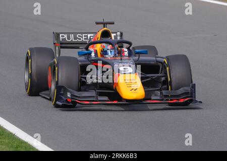 ZANDVOORT, PAYS-BAS - AOÛT 25 : Jack Crawford (Red Bull junior) du HiTech Pulse-Eight Formula 2 essais libres pendant la Formule 1 au circuit Zan Banque D'Images