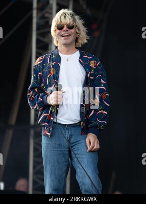 Les Charlatans se produisent au Victorious Festival 2023 à Portsmouth, Hampshire, Royaume-Uni, le 25 août 2023 Banque D'Images